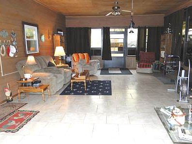 3rd image of 231 SW Sellers Way