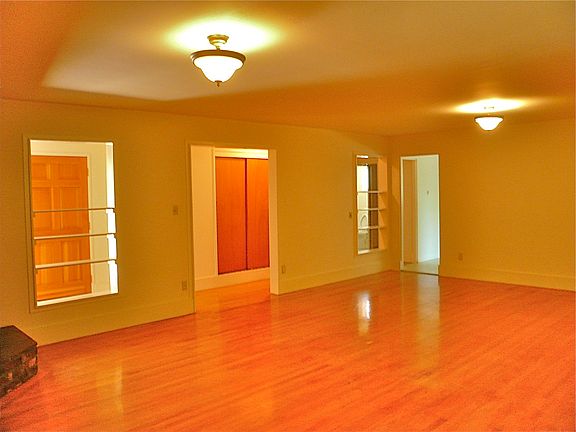 Living Room looking to Hallway