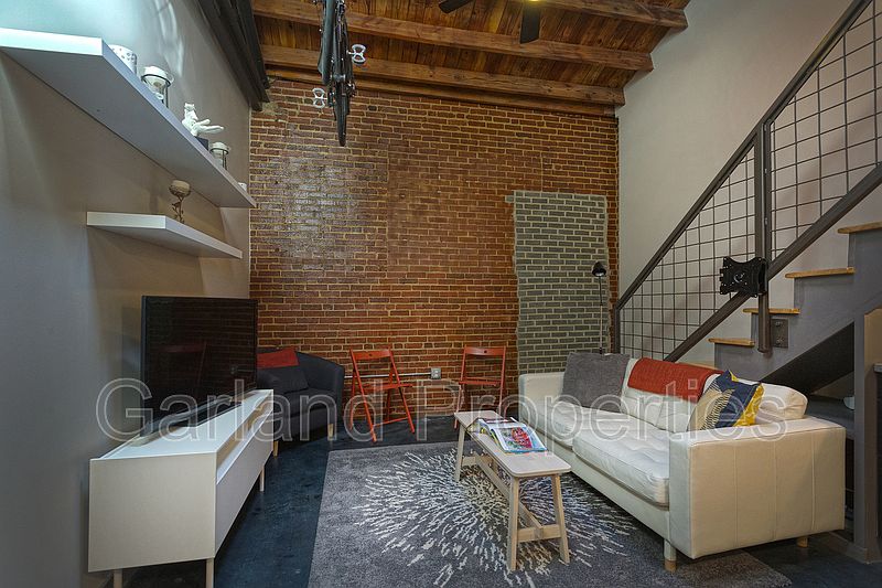 1st image of 631 Campbell Ave SW APT 210