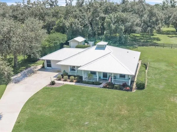 2124 NE Voss Oaks Cir, Arcadia, FL 34266