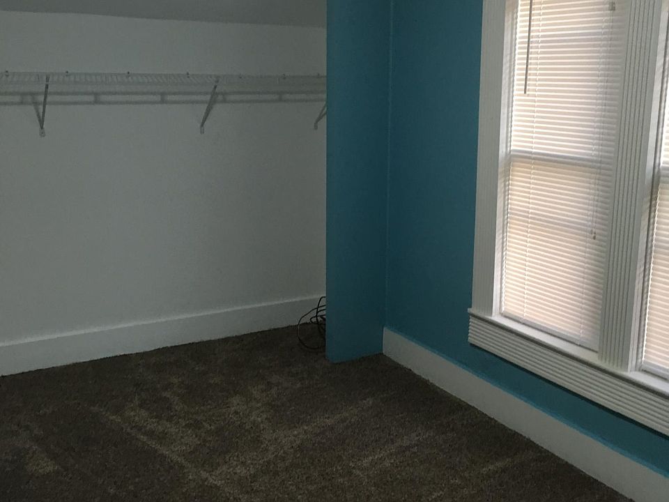 2nd image of 202 N Front St #B