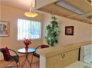 1420 S Abrego Dr, Green Valley, AZ 85614