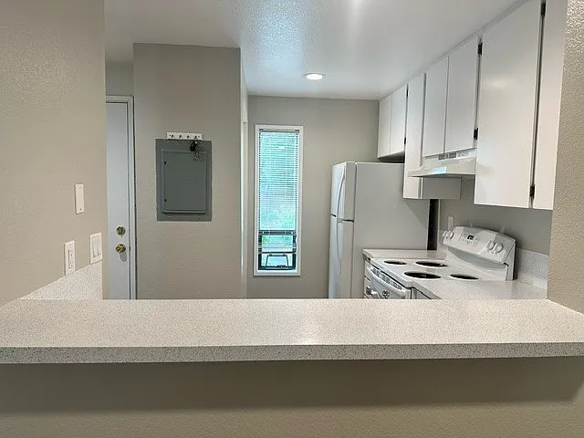 19512 25th Ave NE — Photo 6