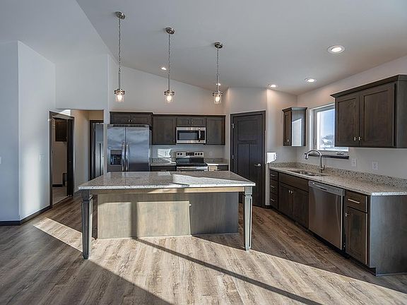 4th image of 223 EVELYN COURT #FO57