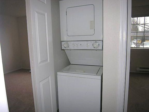 5th image of 22700 30th Ave S #103