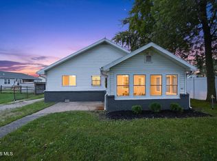 28992 Tracy Rd, Walbridge, OH 43465