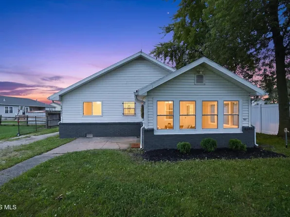 28992 Tracy Rd, Walbridge, OH 43465