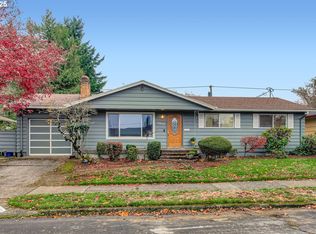 10832 SE Stephens St, Portland, OR 97216