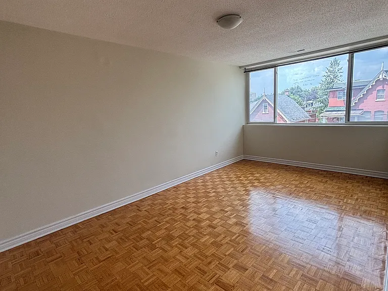 286 Wilbrod St — Photo 12