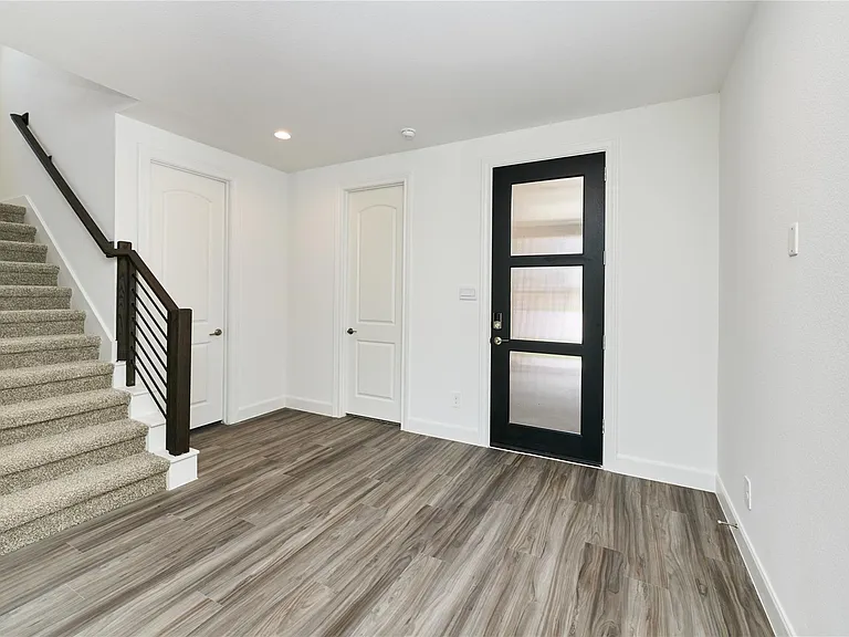 8402 Yellow Fin Ct — Photo 23