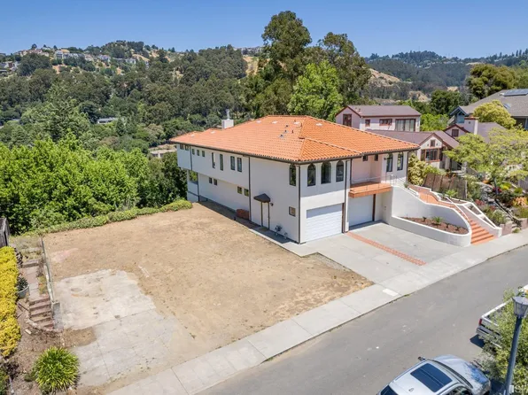 5758 Buena Vista Ave, Oakland, CA 94618