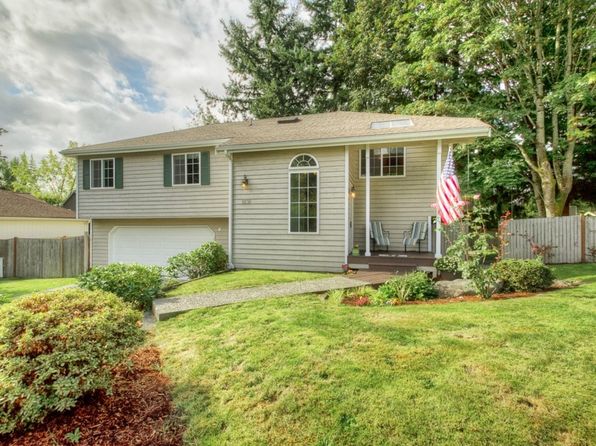 1831 211th Ct NE