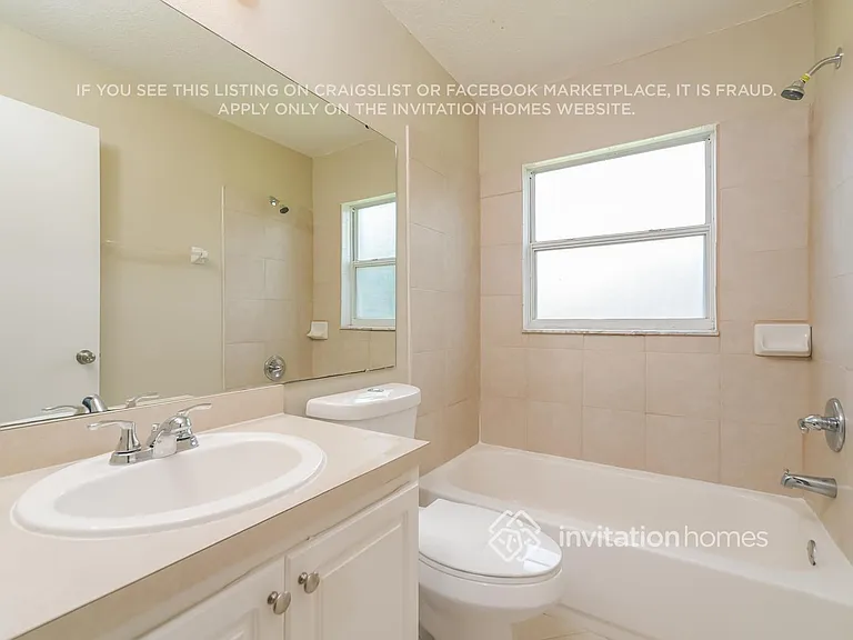 2900 Cool Breeze Cir — Photo 15