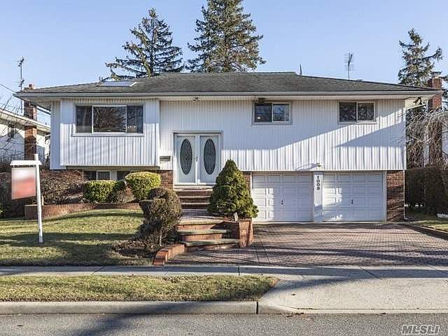 1st image of 1009 Dartmouth Ln