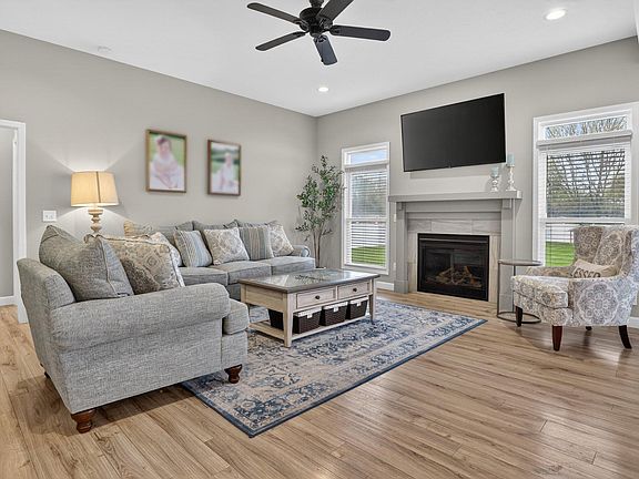 4th image of 58373 Crossview Ln