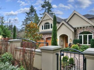 9433 NE 5th St, Bellevue, WA 98004