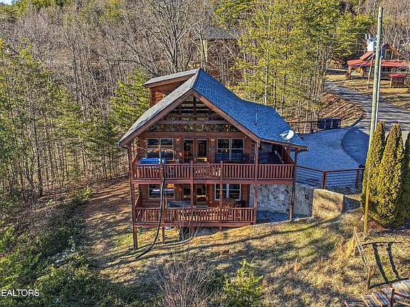 5th image of 1713 Bear View Rd