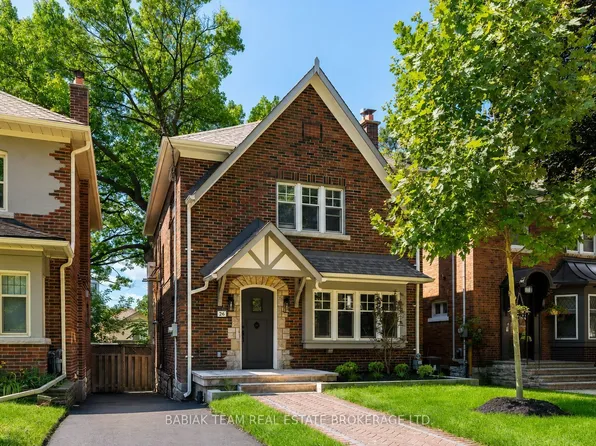 26 Riverview Gdns, Toronto, ON M6S 4E5