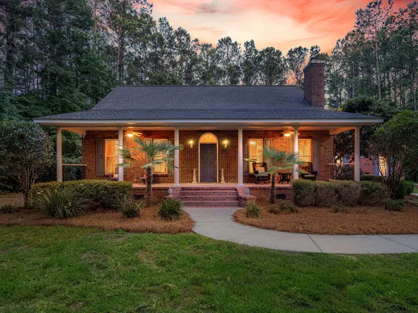 152 Candace Dr, Ridgeville, SC 29472