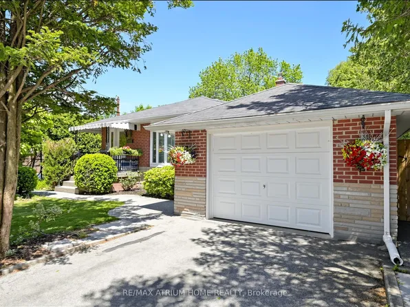 606 Parkside Dr, Oakville, ON L6K 1P8