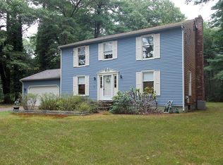 82 Kingman St, Lakeville, MA 02347