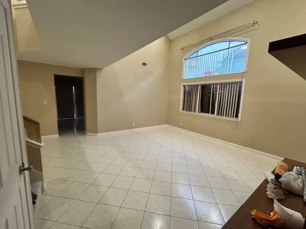 1230 Gingerwood Dr, Milpitas, CA 95035