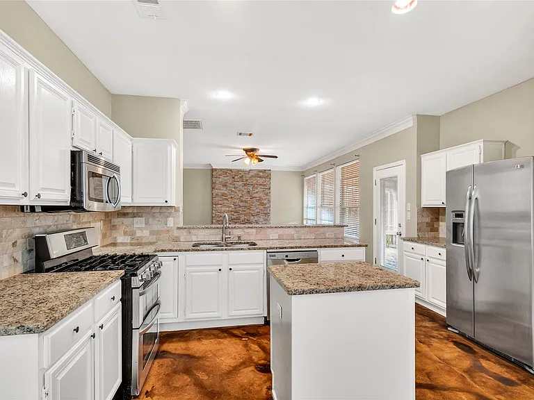 811 Kipling Dr — Photo 11