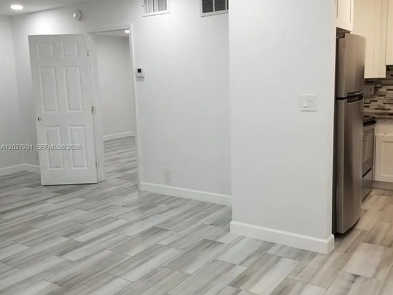 2990 NE 16th Ave #105 — Photo 14