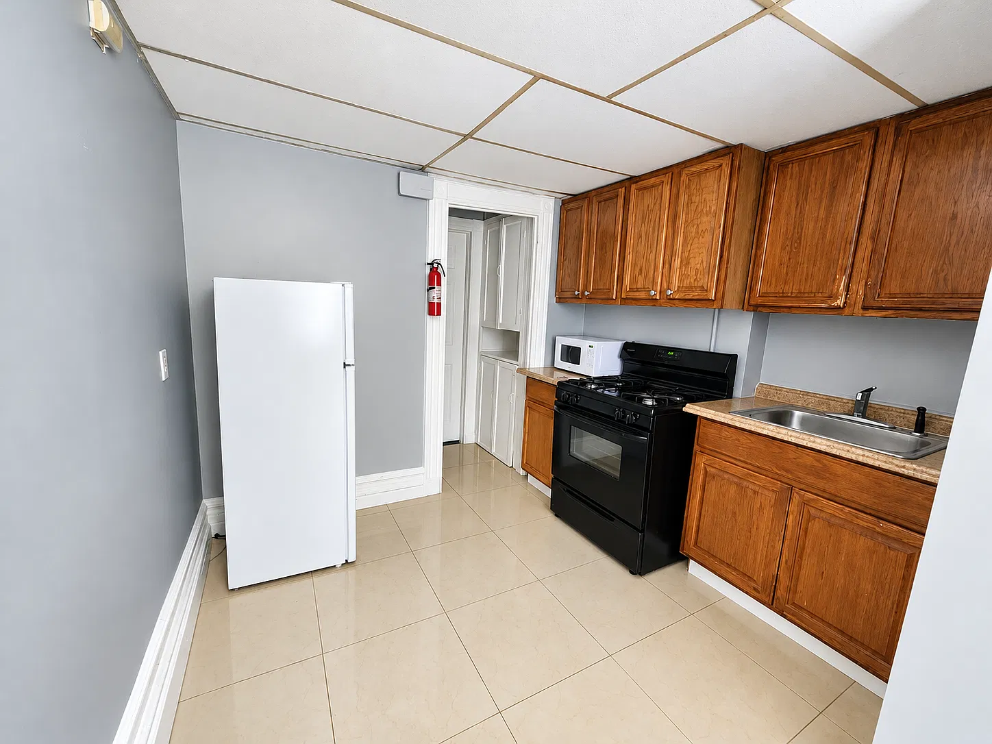 1 bed, 450 sqft, $1,375 — Photo 3