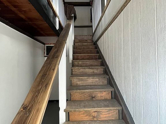 4th image of 8291 County Road 612 NE #2