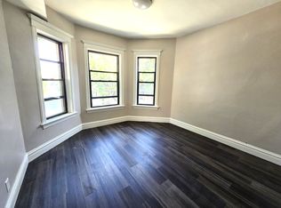 3110 S Lowe Ave #1, Chicago, IL 60616