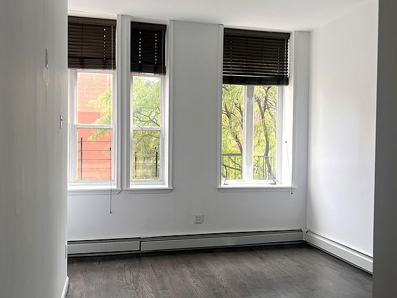 5th image of 4 E 116th St #3