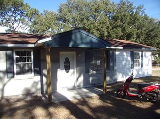 5738 Scott White Rd, Hollywood, SC 29449