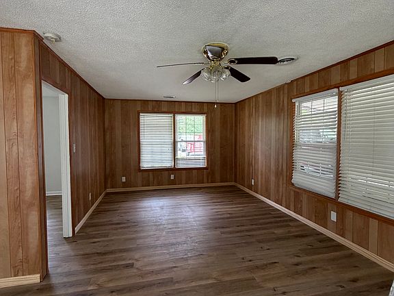 4th image of 322 Wiseman Rd