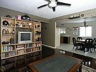 2nd image of 2431 Sunnyknoll Ave