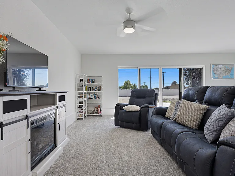 15185 Yotie Ct — Photo 38