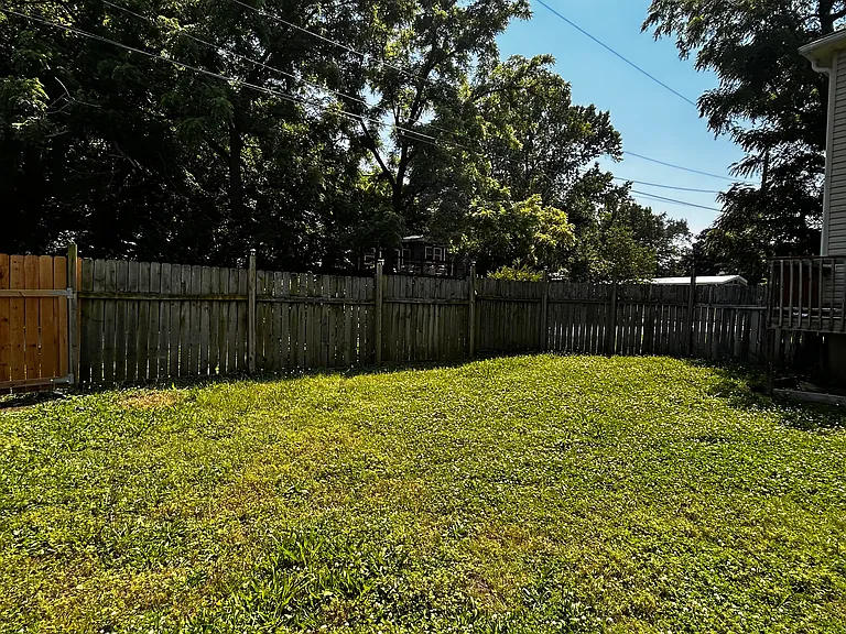 2929 Mersington Ave — Photo 2