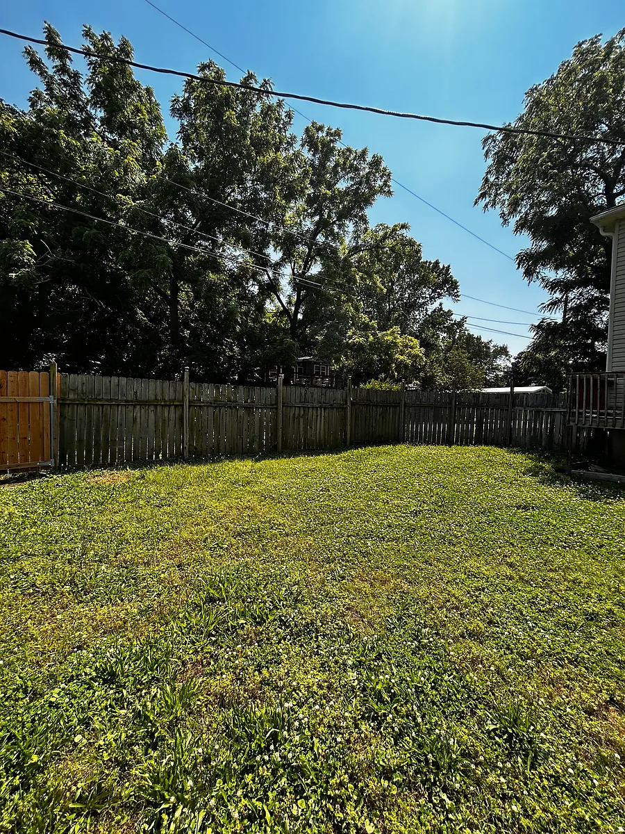 Building Photo - 2929 Mersington Ave