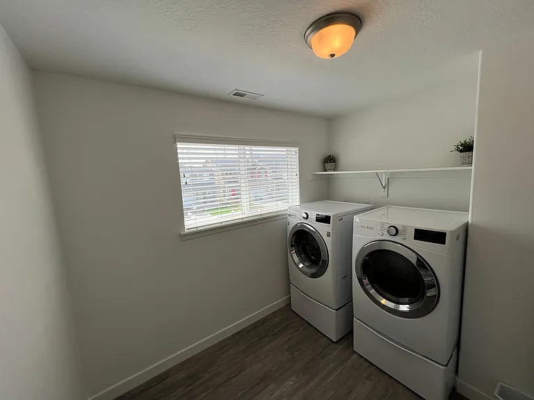 1062 W Coyote Gulch Way — Photo 16