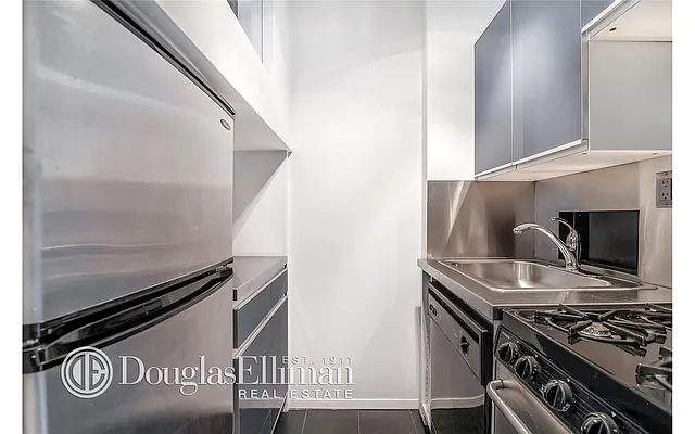 Sold by Douglas Elliman | media 4