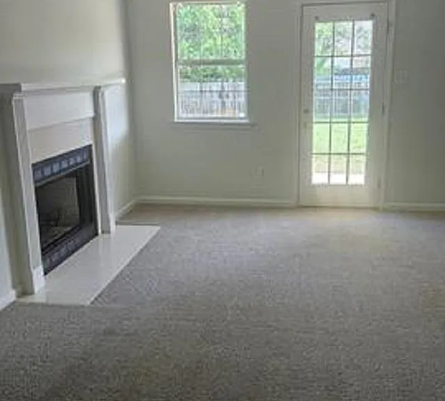 120 Chadwyck Cir — Photo 13