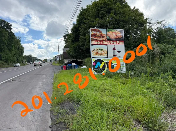 417 S Hunter Hwy #4000, Hazleton, PA 18202