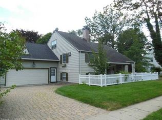 55 Commodore Pl, Milford, CT 06460