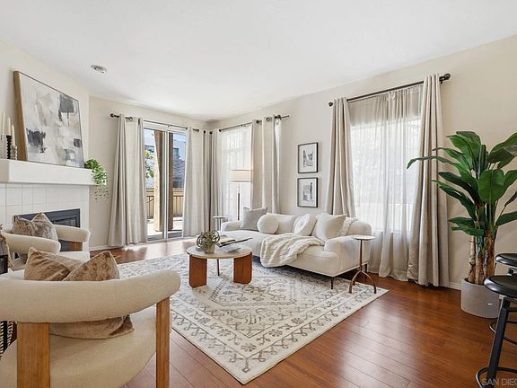 5th image of 550 Camino De La Reina Unit 107