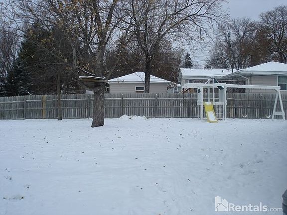 3rd image of 11180 Quinn Ave S
