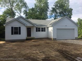 702 W Plain St, Eaton Rapids, MI 48827