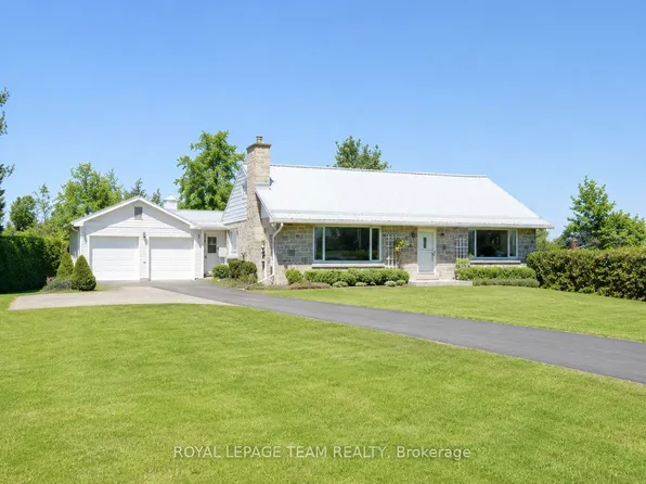 2427 County Road 18, North Grenville, ON K0G 1J0