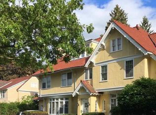 124 Prospect Ave, Gloversville, NY 12078