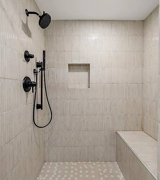 1756 Alexander Dr — Photo 25