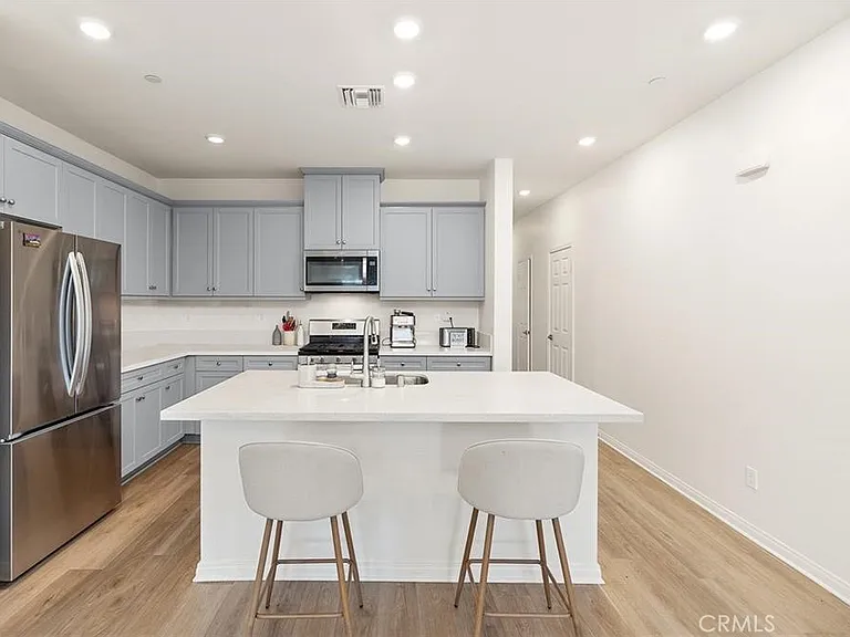3906 E Coronado Privado — Photo 11